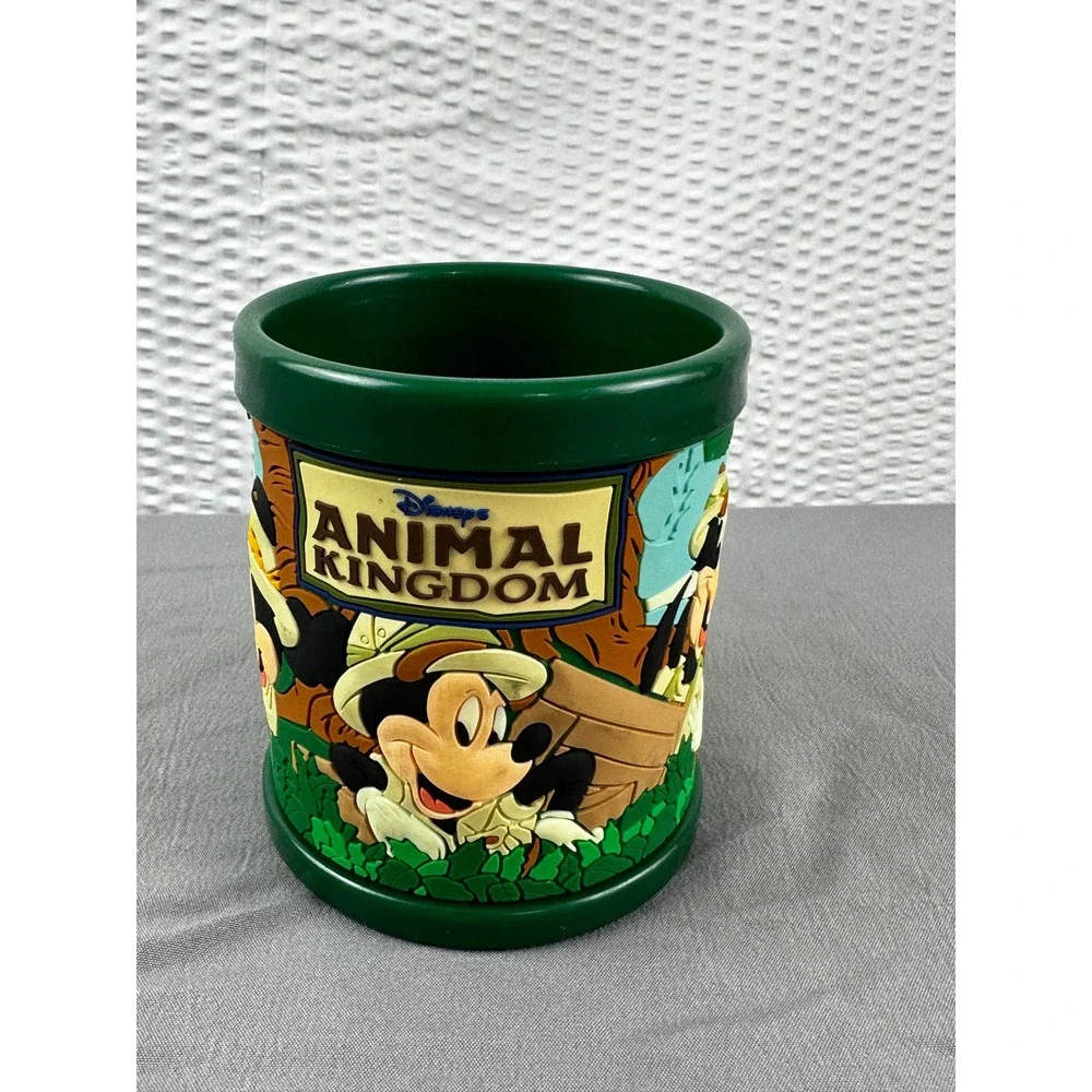 Rare Authentic‎ Disney Animal Kingdom 3D MugCup Mickey Minnie Pluto Goofy Donald